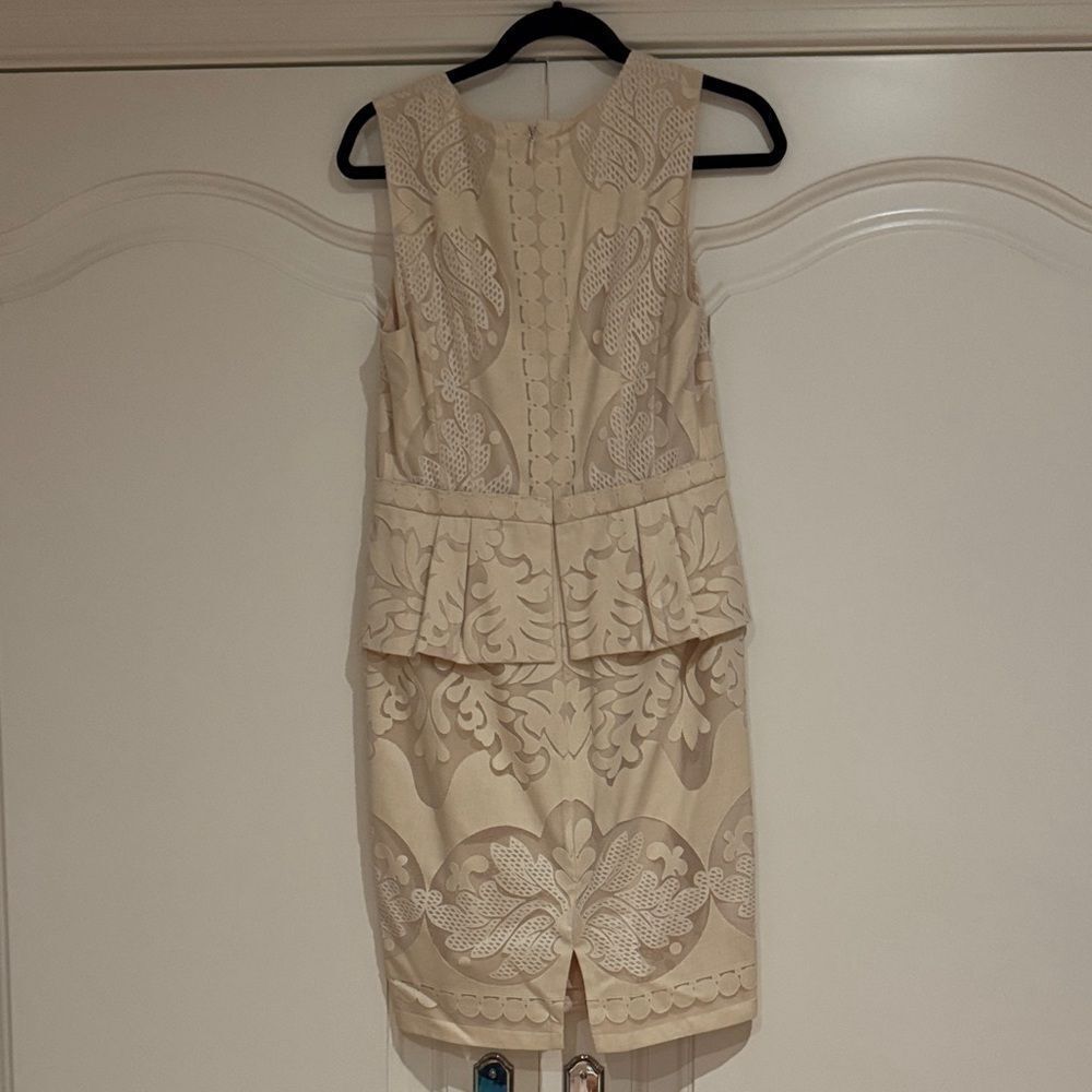 BCBGMaxAzria Cream and Black Dress - Picture 3 of 3